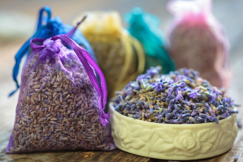 5 Ideas for Making DIY Scented Sachets at Home